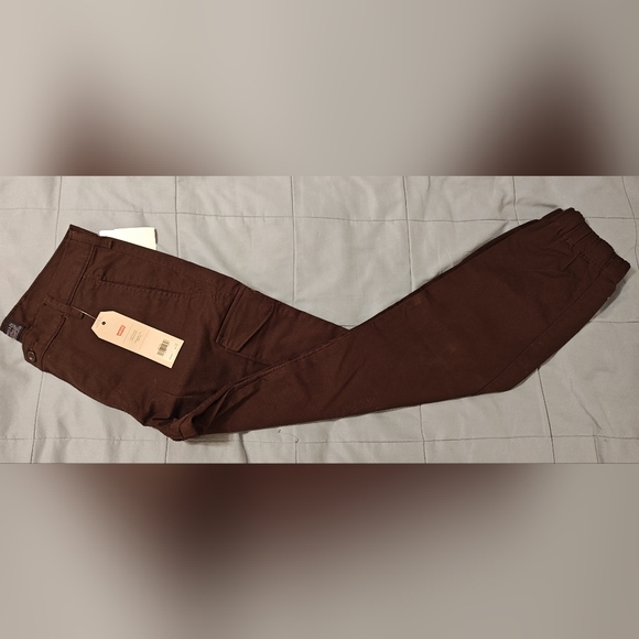 Levi's banded cargo tapered pants - Picture 1 of 8